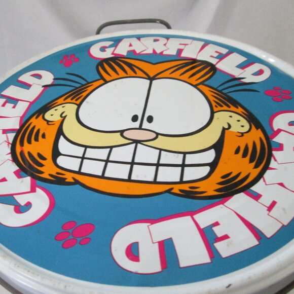 Garfield Large Covered Tin with Lid - Picture 2 of 12